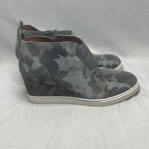 Linea Paolo Wedge Green Camo Bootie Size 9 - Picture 2 of 5